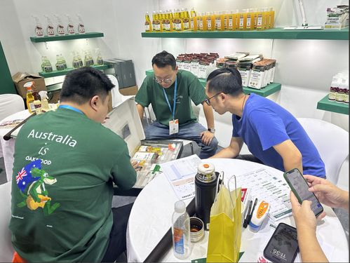 奧克伍德oakwood亮相中國日用百貨商品交易會，一站式皮具護理引發廣泛關注